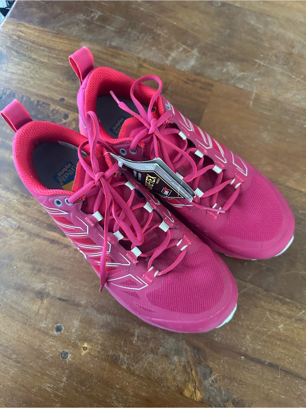 La Sportiva Jackal Women's GOR-TEX Trail Shoes - Pink size 7.5 NWT - Picture 2 of 7